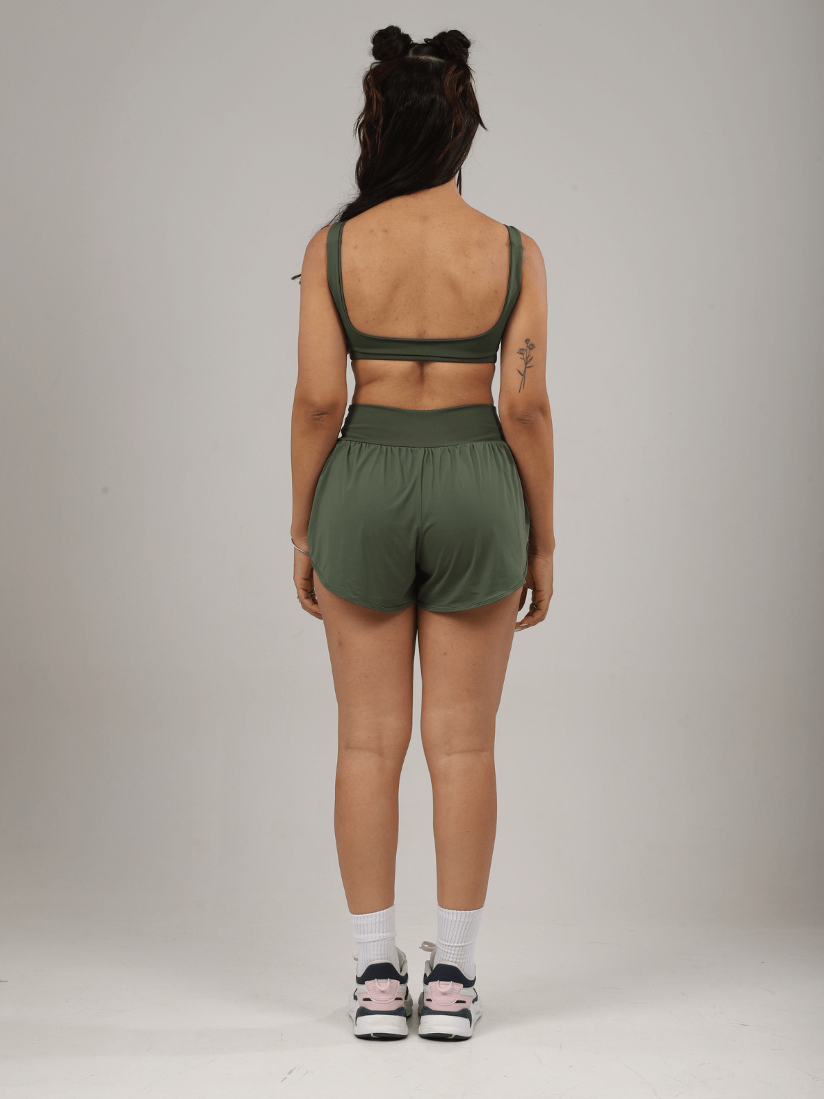 SHORT FRESH RUN VERDE MILITAR