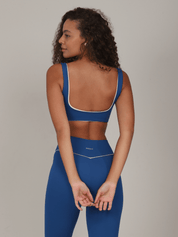 TOP ESSENTIAL AZUL ROYAL