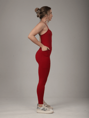 MACACÃO ELEVATE RED CHERRY