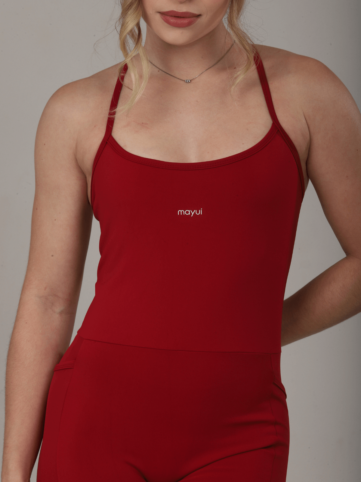 MACACÃO ELEVATE RED CHERRY