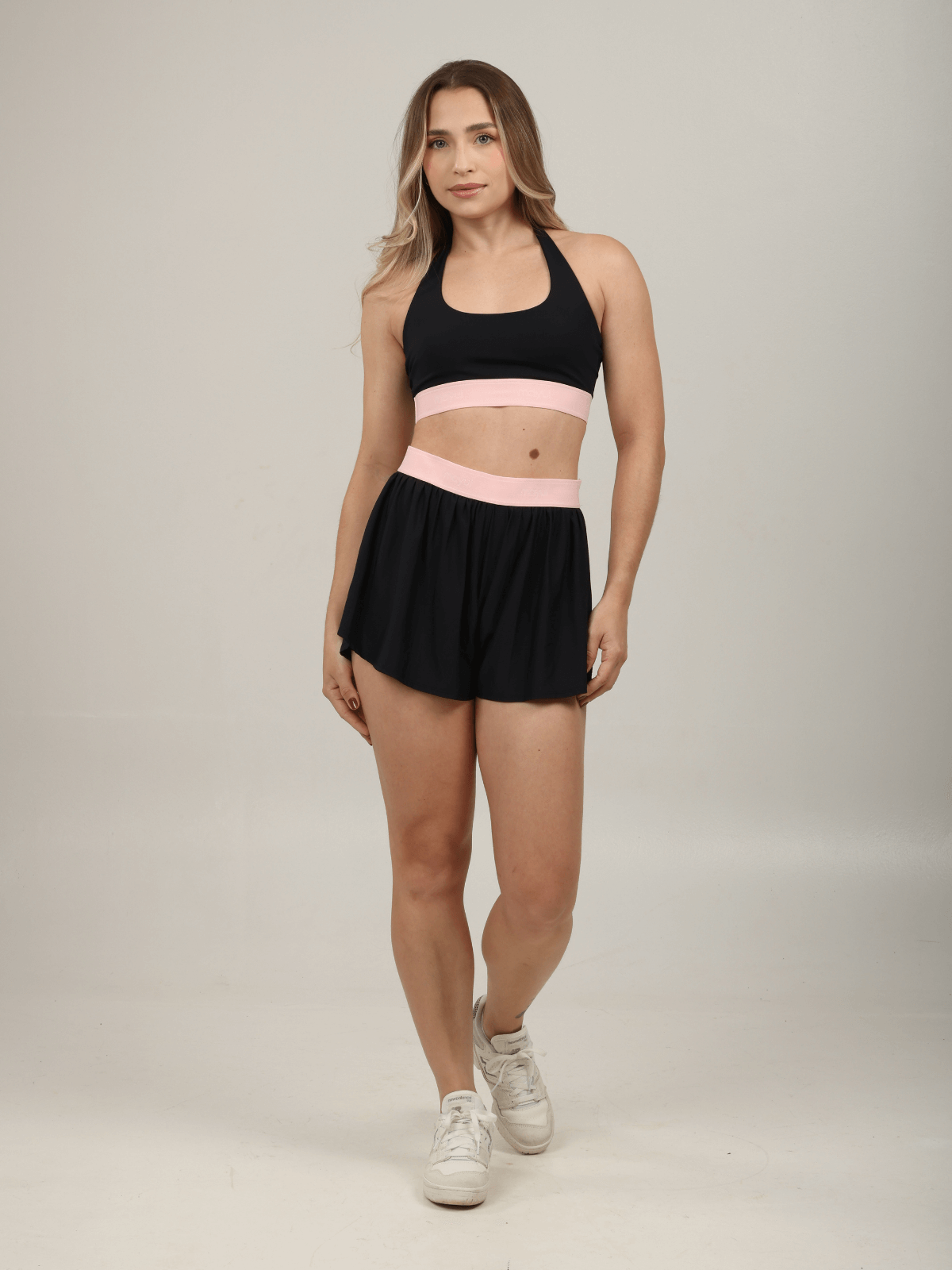 TOP NEW SINGLE PRETO COM ROSA BUBBLE