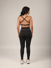 LEGGING ESSENTIAL PRETO