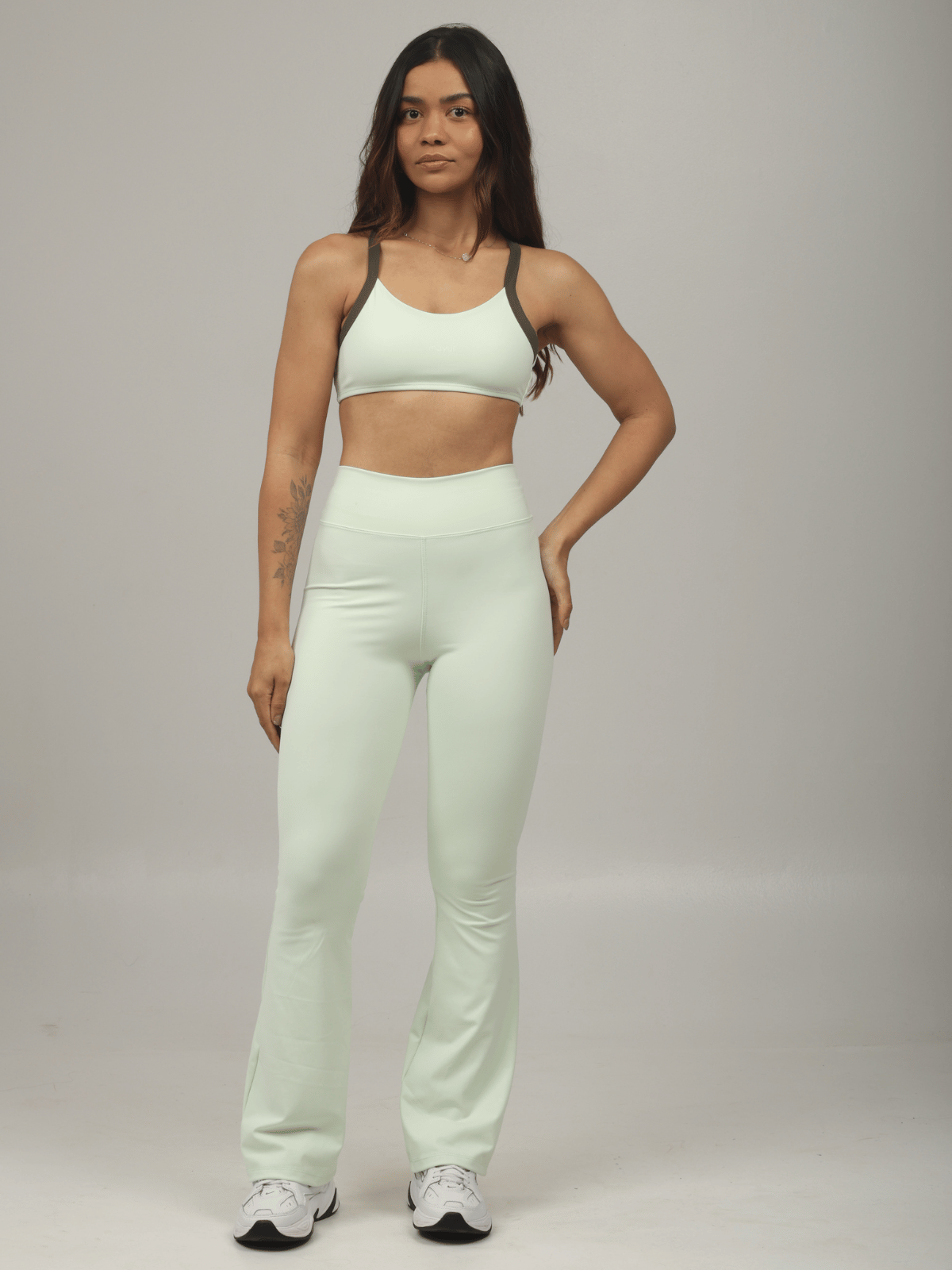 LEGGING FLARE VERDE MATCHA