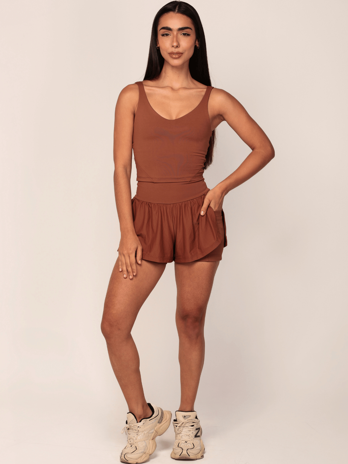 SHORT FLOW MOCHA