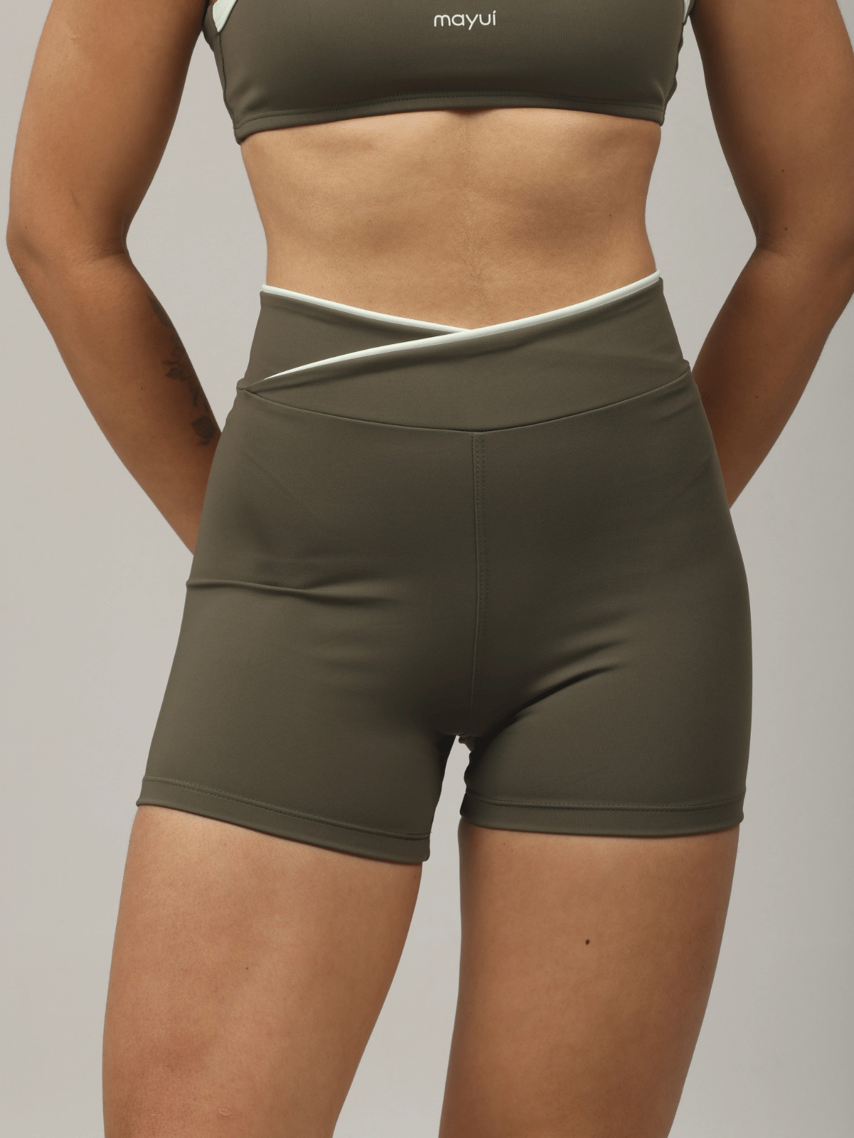 SHORT GROOVE VERDE CROCO